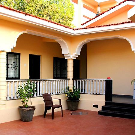 Vagator House Resort Goa Exterior photo
