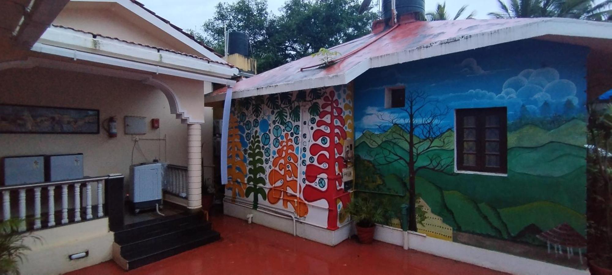 Vagator House Resort Goa Exterior photo